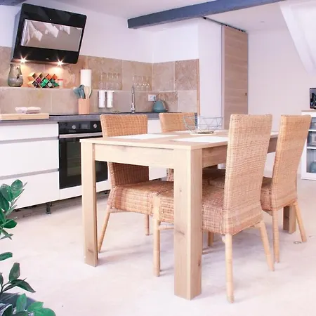 Feriehus Maison De Village - 56 M2 -